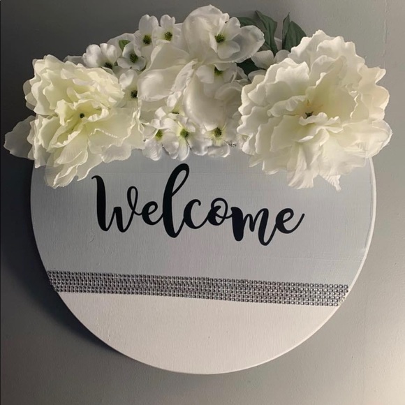 Meet your Posher, Rhonda - Picture 2 of 2